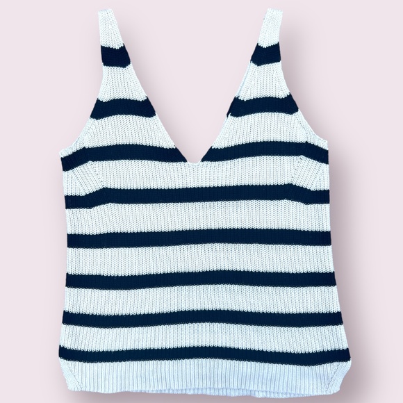 Self Contrast Nanette Light Knit Tank - Picture 2 of 7